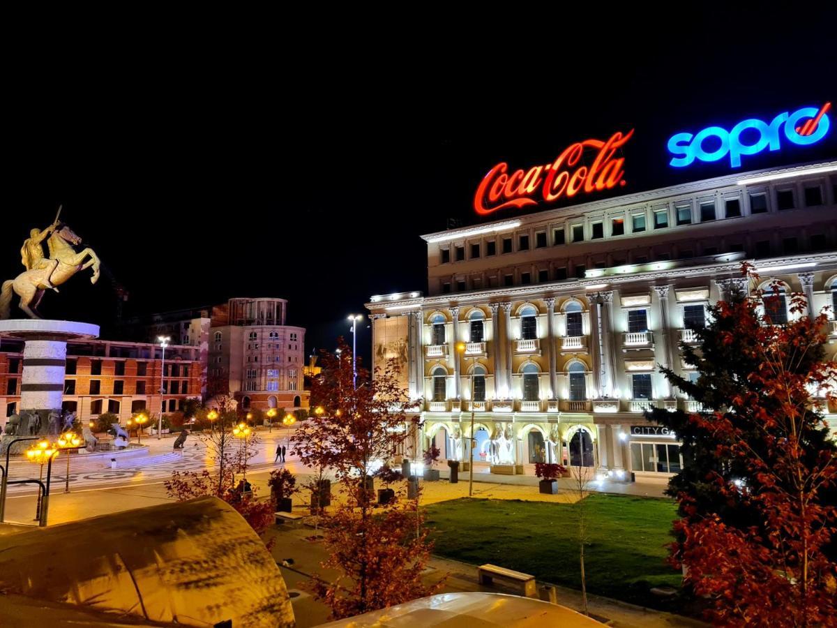 Mika Square Apartman Szkopje Kültér fotó